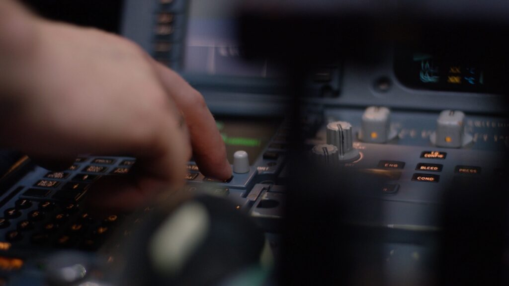 pilot monitoring instruments